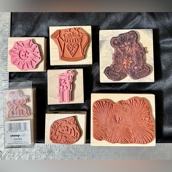 Assorted Animal and Nature Stamps - 8 Piece - Picture 2 of 2